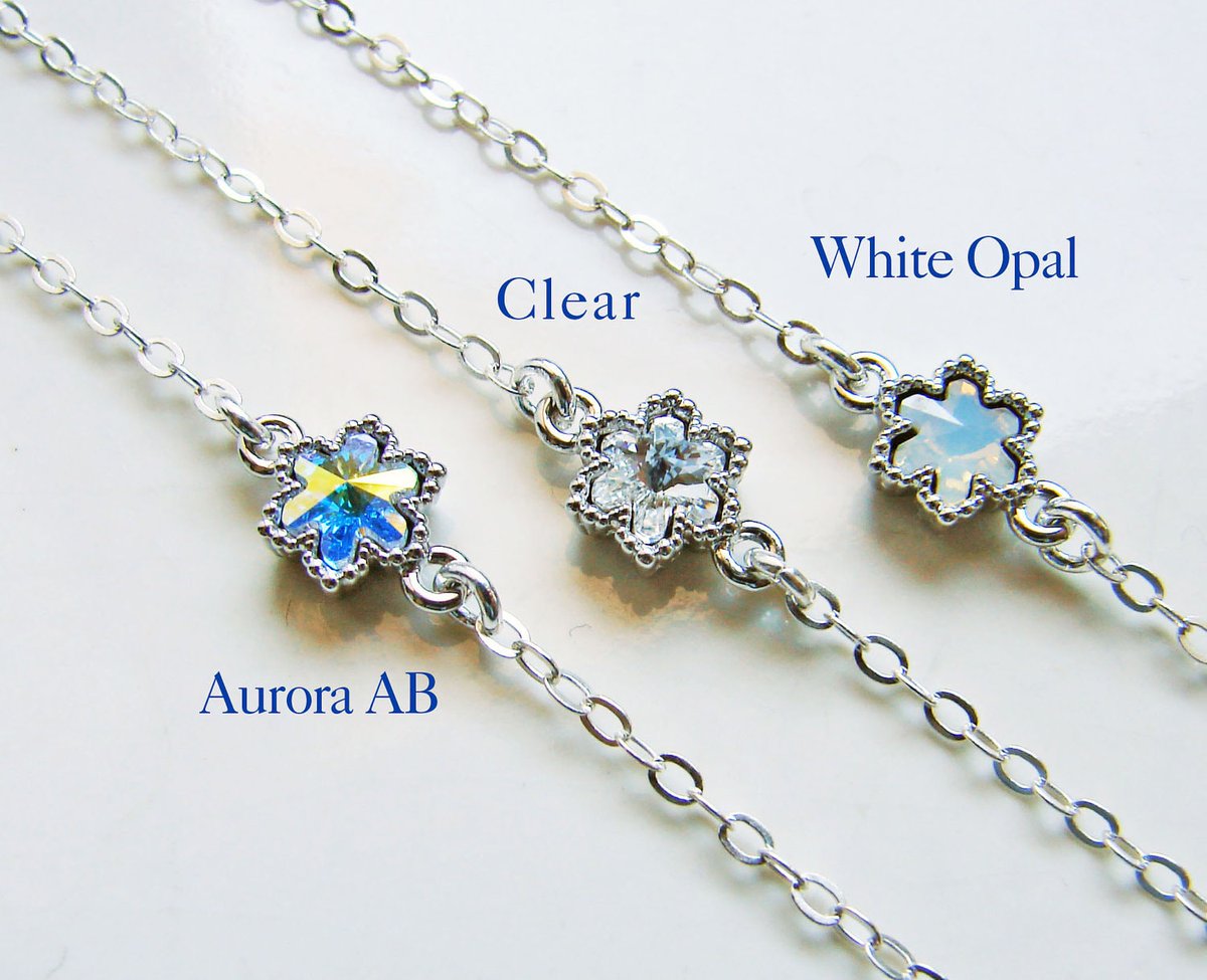 JewelryByMikako's tweet photo. Small Snowflake Bracelet ~ Crystlal Snowflake ~ Swarovski Crystal Snowflake ~ Dainty Bracelet ~ Holiday ~ Gift for Her ~ Bridesmaid Gift https://t.co/M8ktVkugbQ #CrystalSnowflake https://t.co/J2QBa8AgQp