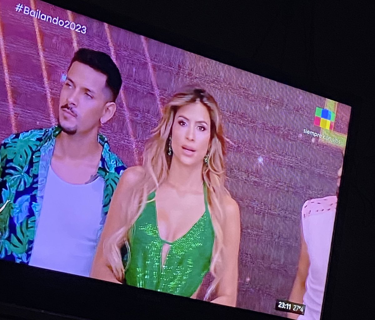 G2020Olii's tweet photo. Vamos Milett contigo siempre! Estamos muchas a tu lado apoyándote 🫶🏼🫶🏼🇵🇪✌🏼💃
#Bailando2023 
#LAM
#ElGranChefFamosos 
#RecuperatePronto https://t.co/altjqQ1lIN