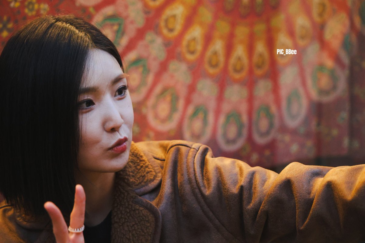 231223 뮤푸치노 플리마켓 유나 2PIC

#브브걸 #BBGIRLS #유나 #YUNA