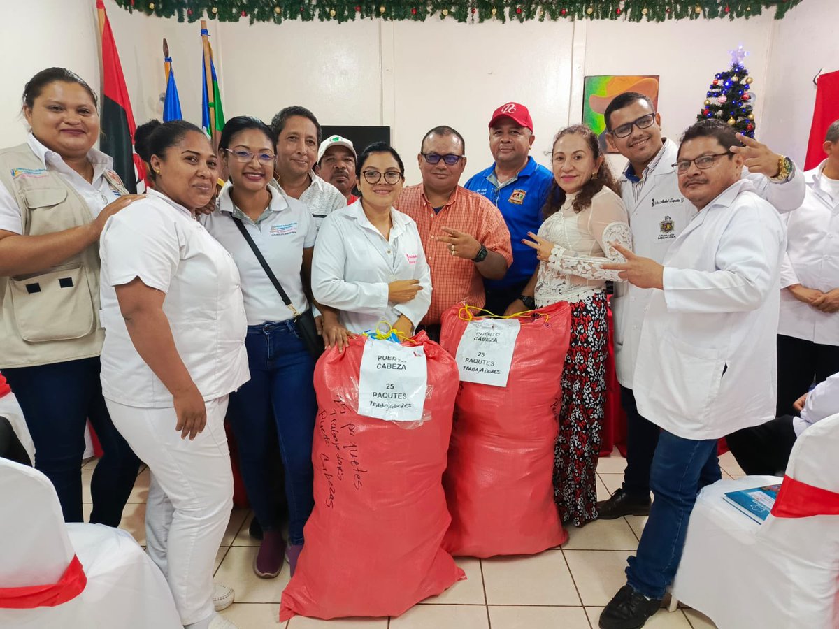 MinsaNicaragua's tweet photo. Autoridades del MINSA realizaron visita de acompañamiento a #Bilwi #CostaCaribeNorte.  Durante la actividad, trabajadores de la #salud, autoridades nacionales y locales evaluaron las conquistas alcanzadas en materia de salud en 2023

#NicaraguaPazyBuenaVoluntad
#NavidadLuzyVerdad https://t.co/BBleHsKj0R