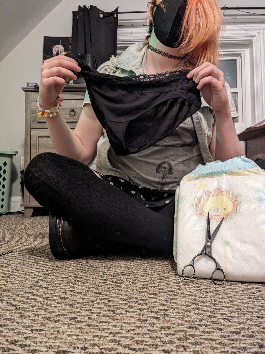 BunnyBarkz's tweet photo. Look sis, I think it's about time we faced the facts that you're just not ready for these. So big sis is just gonna get rid of these for you, okay? Besides, I think you look way cuter in diapers anyway x3 https://t.co/Cr0d7JLq53