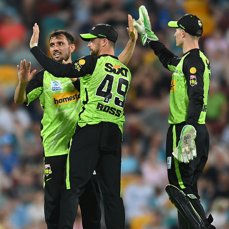 From the outskirts of Islamabad to the @BBL ⚡️ Thanks to Zaman for his efforts across #BBL13 Once a part of the #ThunderNation, always a part of the Thunder Nation 💚🖤