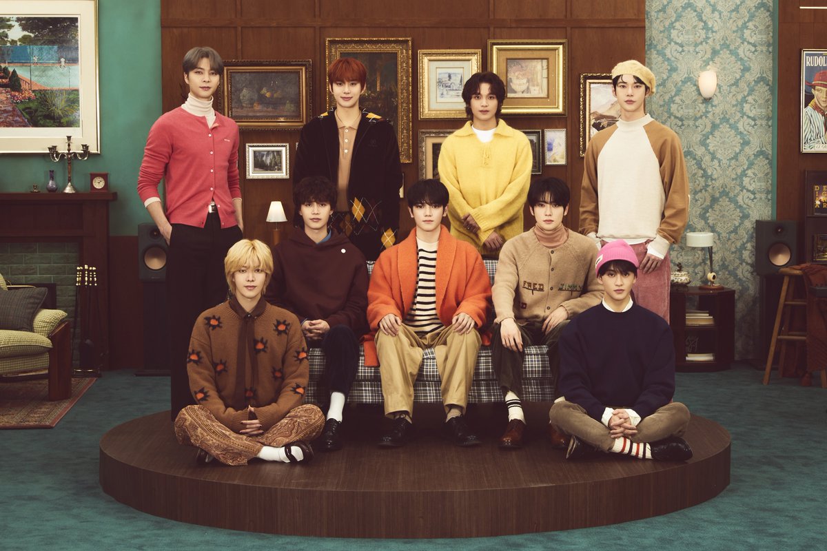 NCTsmtown_127's tweet photo. NCT 127 겨울 감성 통했다! ‘Be There For Me’ 음반 차트 1위!
오늘 오후 5시 ‘잇츠 라이브’ → 밤 12시 스페셜 스테이지 비디오 순차 공개!
다채롭게 즐기는 윈터송 ‘Be There For Me’!

https://t.co/jh1Gq2rTZS

#NCT127 #BeThereForMe
#NCT127_BeThereForMe https://t.co/j8hrZ8X0rh