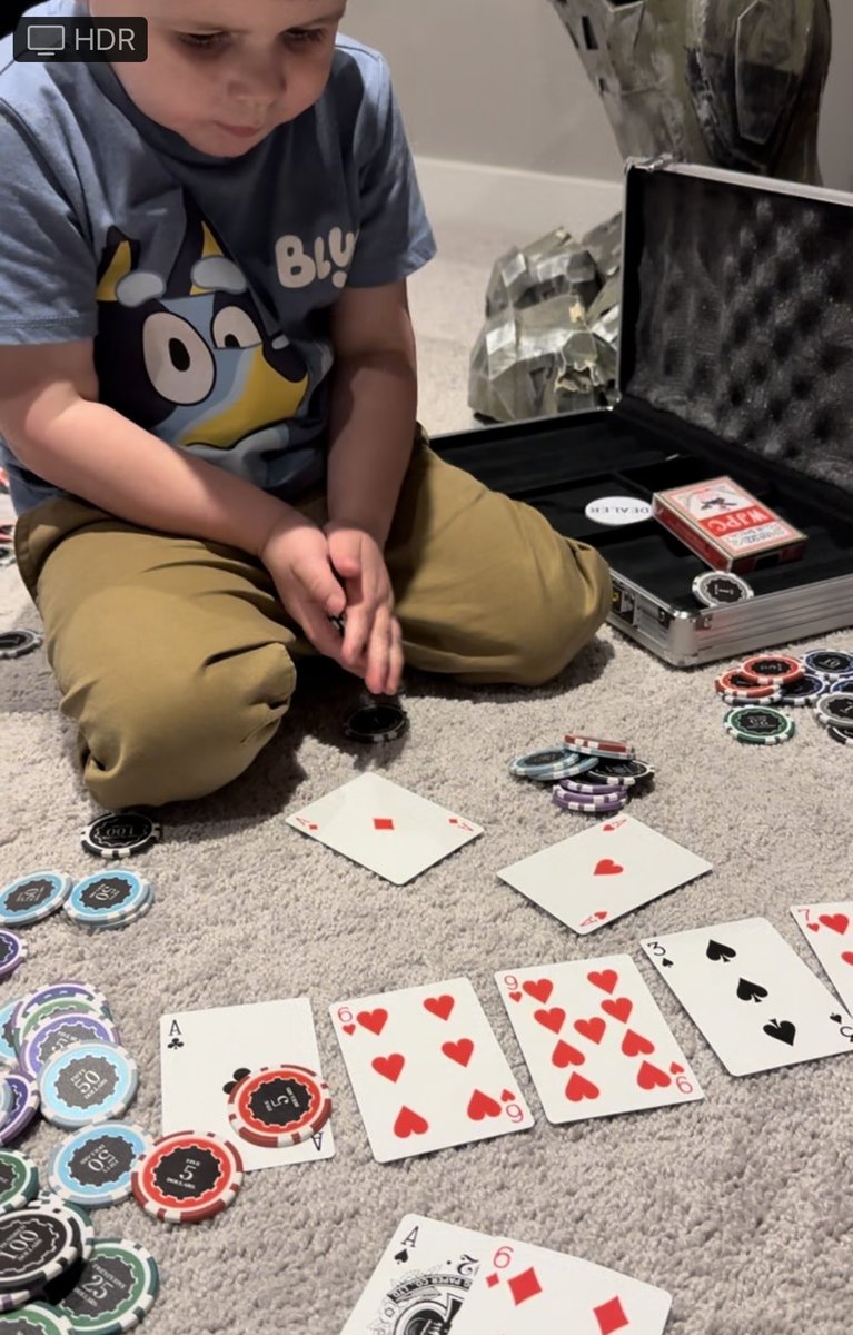 KmartPoker's tweet photo. 3 year old Nephew checked turn and overbet river with top set and got the max. 

Young prodigy. 🥺 https://t.co/q14y6KqSHX