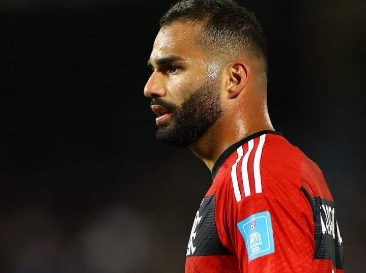 meuflamengoo's tweet photo. Com a venda de Moscardo ao PSG, o Corinthians abre negociação para levar Tiago Maia para o Timão.
O volante tem contrato com o Mais Querido até 2026.
🗞@venecasagrande
#CRF #Flamengo #flatop #colunadofla https://t.co/Bwk0DQnP50