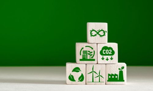 Pourquoi Mettre en Place une Démarche RSE ? ♻️
Voici notre guide : Avantages et Mise en Place en Entreprise ⤵️⤵️
ecollecte-cda.fr/guide-rse-avan…
#recyclage #Environnement #entreprises #pollution