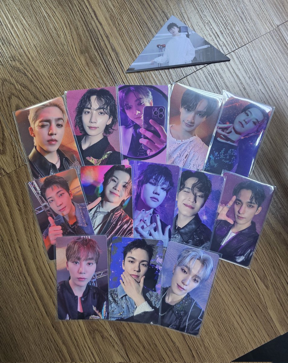 edniyoo_n's tweet photo. ※。.:*:・'°☆ #denbuys♡

Thank you @snwucartt sa pagpapauwi ng mga mahal namen @soleiggh @Deight97 and fast delivery! It only takes 2 days huhuhu didn't expect it but tysm! ang popogi sauuur much (*⌒∇⌒*) #SNWUFeedbacks https://t.co/Cb9bKKZcRq