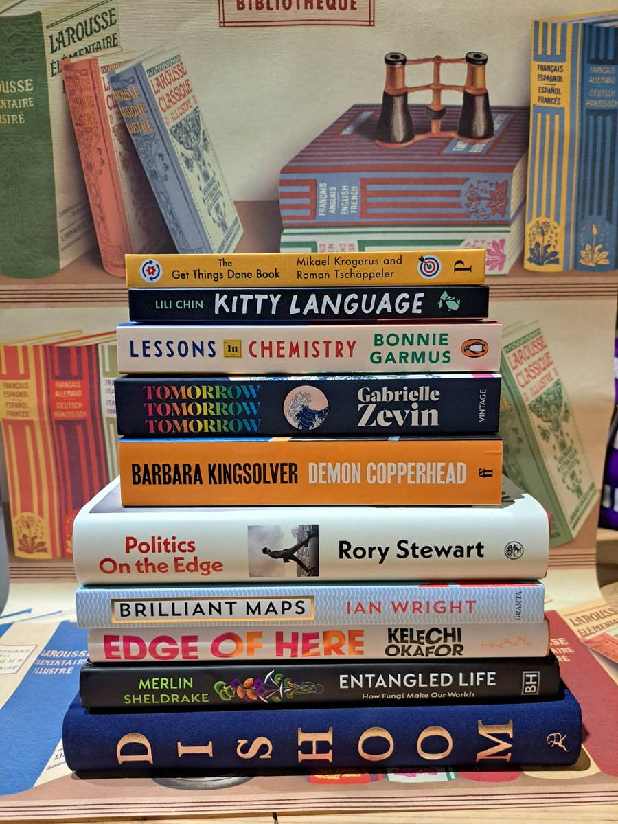 BatterseaBooks's tweet image. Want to see your favourite books for December? #indiebookshops #bookshopsoflondon #topreads #Battersea #batterseapowerstation #batterseabookshop