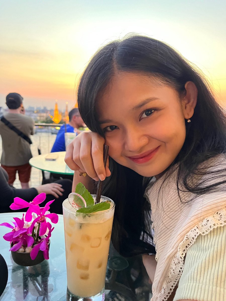 C_IndahJKT48's tweet photo. 🧡 https://t.co/EUQonPT7sC