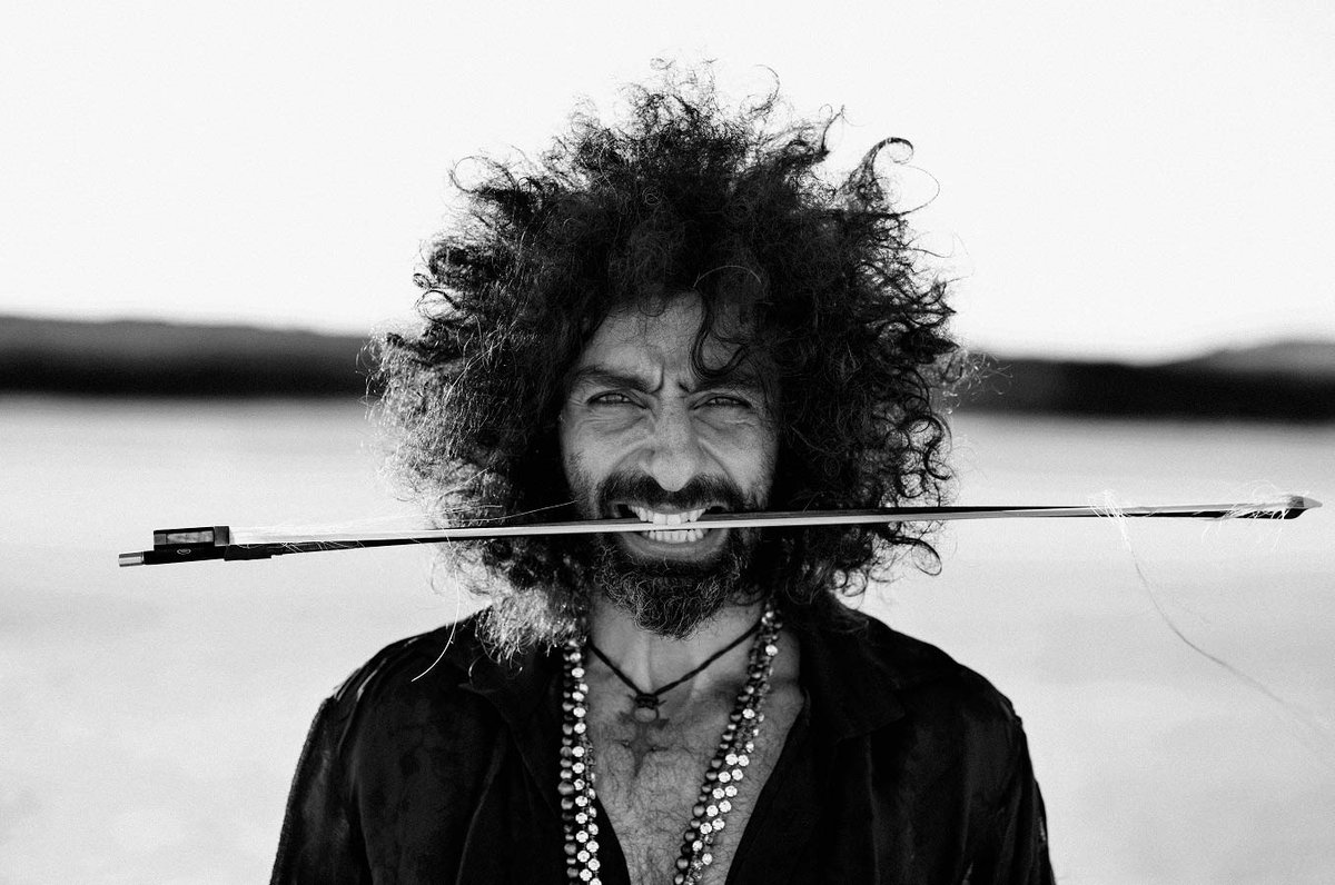 ¿ Fan de Ara Malikian ?

El artista actuará en el Auditorio Mar de Vigo el próximo 17 de febrero, para presentar su espectáculo " Ara Malikian World Tour ".

¡ No te quedes sin tus entradas !
<a href="/teuticket/">teuticket</a> <a href="/AraMalikian/">Ara Malikian</a>