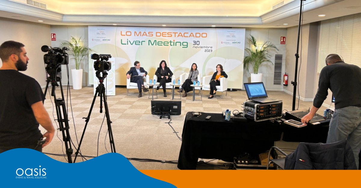 OasisMeetings's tweet photo. El pasado mes de noviembre organizamos, junto a la
@AEEHLiver: "Lo más destacado del Liver Meeting"  Fue un evento virtual que retransmitimos en directo desde un plató presencial👏🏼 

No te pierdas las fotos del evento📷

#LoMejorDelLiverMeeting #AEEH #OasisMeetings. https://t.co/ZkjiBr2F27