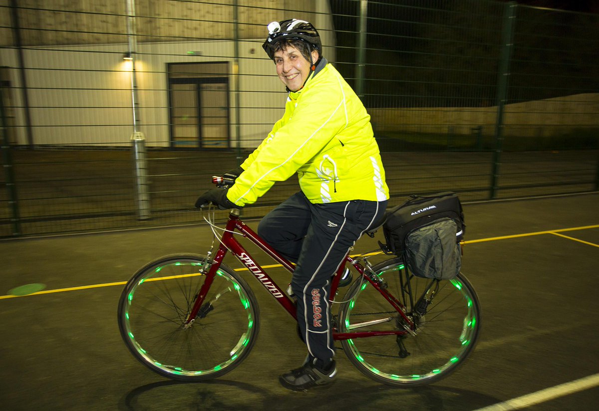 WokinghamBC's tweet photo. Our former cycle training co-ordinator has won an award from The Bikeability Trust! 🏆

Jill Bissell, who is now retired, launched @BikeabilityUK  training in our borough's schools and taught thousands of children to ride. 🧒🚴

Find out more: https://t.co/OxSg7I8XA0 https://t.co/7Jw14a3amf