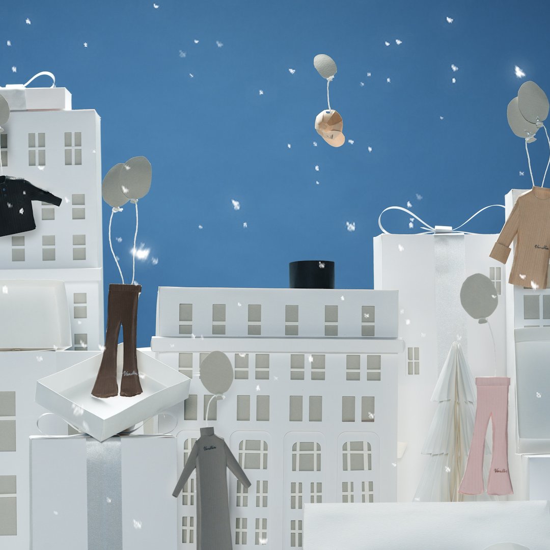 Moioh1's tweet image. Client : Vanillin❄️•  #paper #papercraft #paperdesign #handmade #art #design #papercrafts #papercut #paperwork #paperart #paperartist #setdesign #stopmotion #Christmas #paperillustration #setdesign #stopmotion #paperartistcollective #moiohstudio