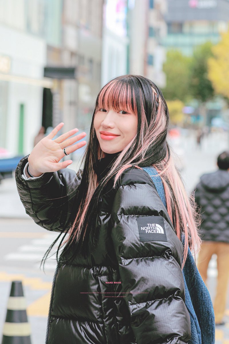 makewave_bada's tweet photo. 핑크머리 좋아 💗💖💝💓💞💕
#바다 #BADA #BADALEE #BEBE https://t.co/WL0a6IsDR7