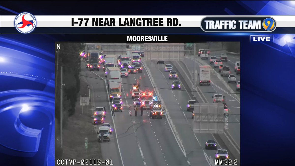TrafficTeam9's tweet photo. UPDATE: There have been intermittent closures of both general purpose lanes as crews clear a crash + fluid spill  I-77 SB prior to Langtree Rd.  Expect major delays out of #Mooresville #clt #cltraffic #clttraffic https://t.co/K1wdTRlaD9