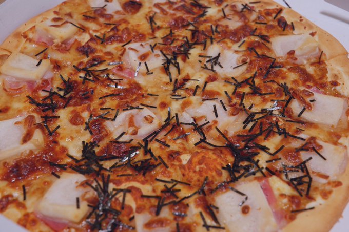 やはりピザ…!!!ピザしか…勝たん…ッ‼️‼️‼️‼️ 