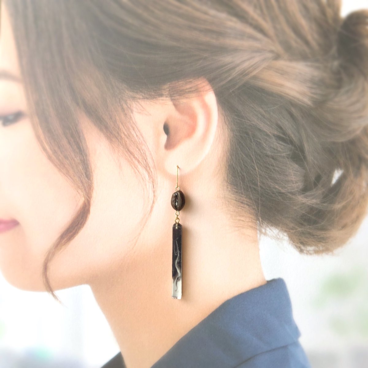 caracoriro's tweet photo. 同時に以前告知した後に販売を一時停止していた珈琲豆のピアス/イヤリングも販売を再開致しました。
ネックレスはパーツが手に入り次第の在庫補充になります。 https://t.co/UY4x8InllW