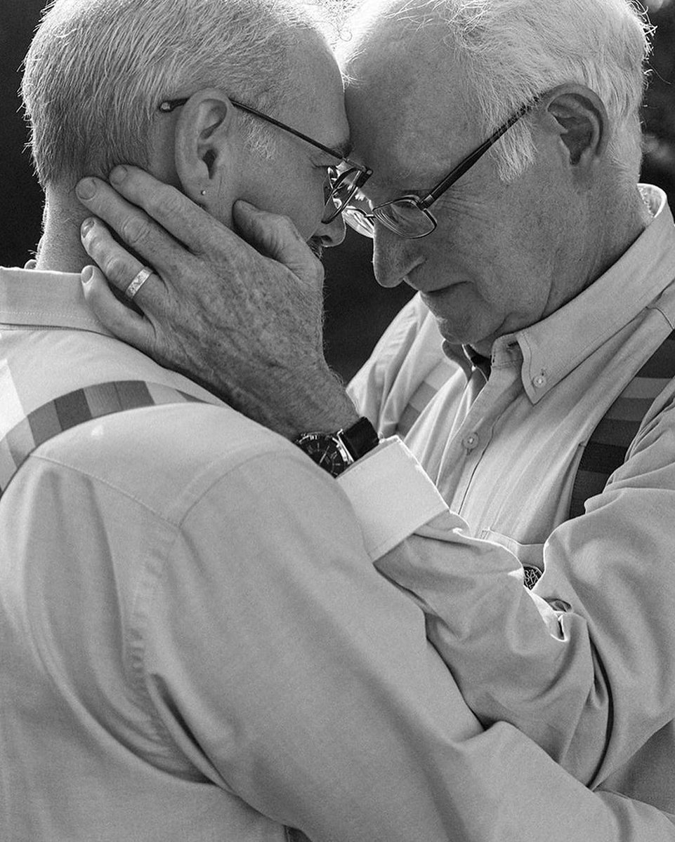 PureBlissWD's tweet photo. Love knows no bounds, transcending age with its timeless essence.​

Photo: @riverandroot​

#AgelessLove #LoveBeyondAge #TimelessAffection https://t.co/L2Q5U55fLb