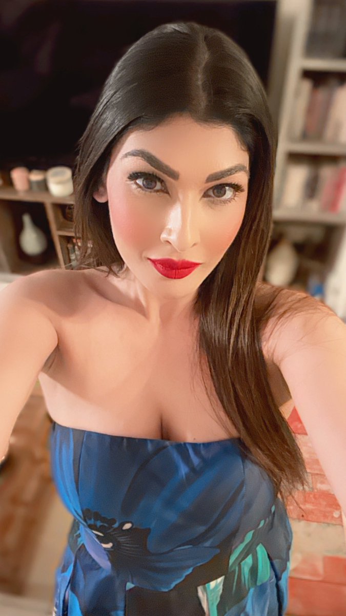 ushmatyagi's tweet image. I am like Wasabi
Spicy to shiver your soul but you cant get enough of it 🌶️

#selfie #ushmatyagi #postwork #wasabi #mugshot #spicy #cantgetenough #stylegram #fashionista #style #worksatisfaction #smile #behappy #workhard #reaptherewards #thetipsywanderer