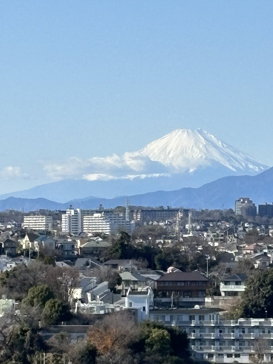 SsMaster3104's tweet photo. あけましておめでとう御座います㊗���
新年早々いろいろありますが、今年が平和な年である事を祈っています。
さて、今日から普段のジム通いが始ま���ました。
今年も宜しくお願い致します🙇 https://t.co/PEfqvZTtjH