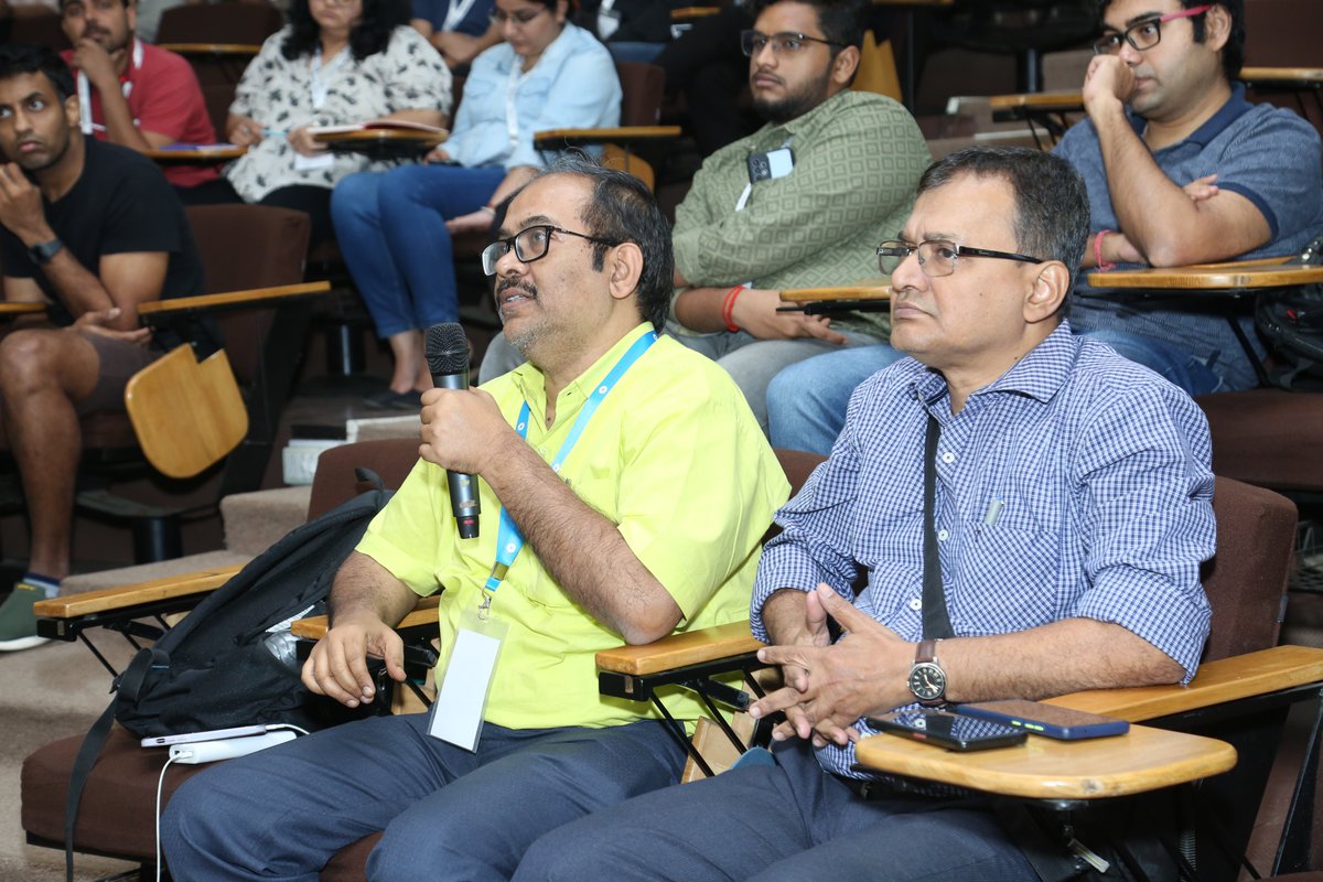 indoml_sym's tweet photo. Day 3: Session III (Machine Learning)

Arya Mazumdar  Professor UC San Diego

He focuses on an iterative hard thresholding algorithm for Sparse Generalized Linear Models (GLMs). 

#aiml
#MachineLearning 
#indoml
#iitbombay https://t.co/xIpwtzWB11