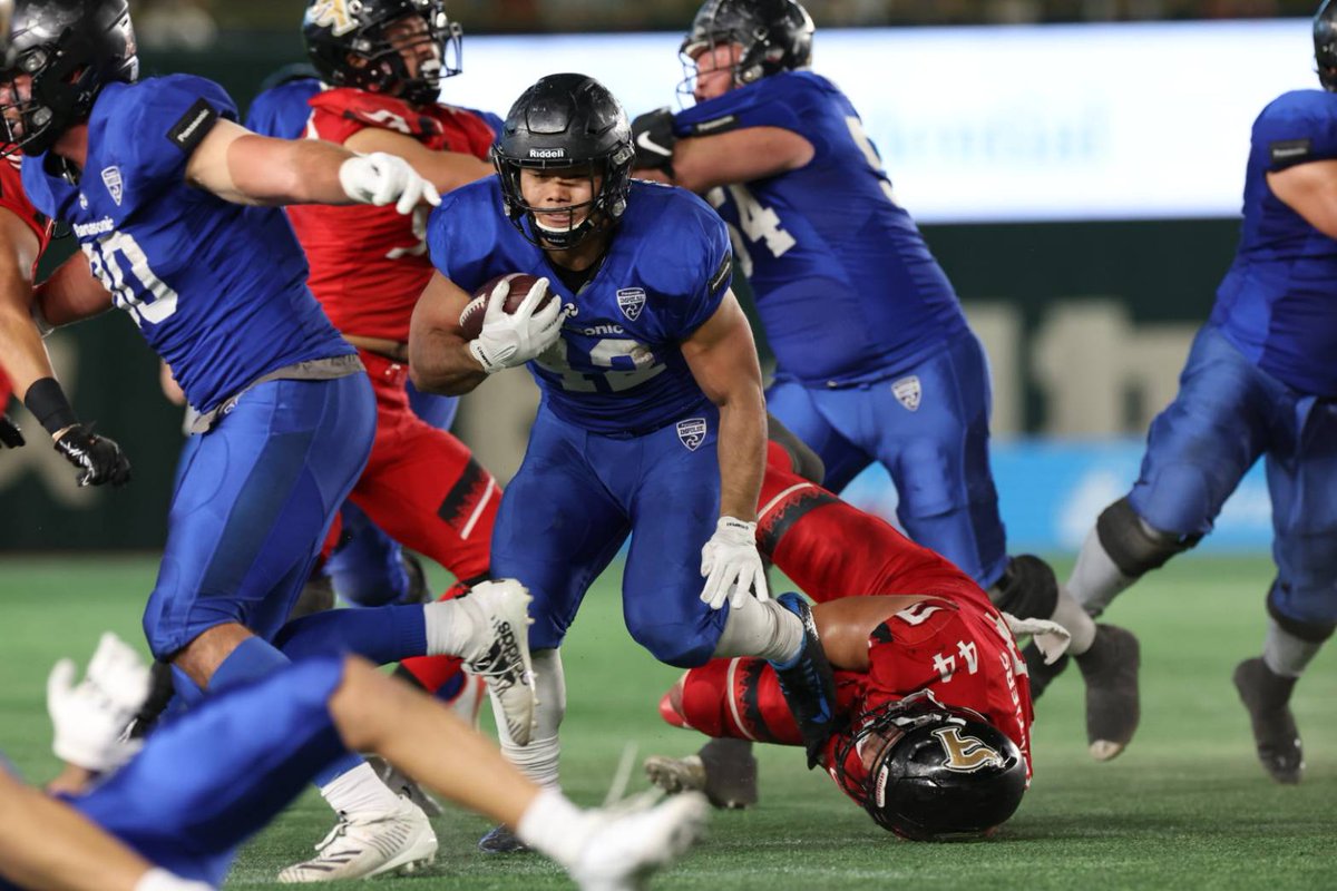 footballstore55's tweet photo. #ライスボウル 
パナソニック 10-16 富士通
パナ副将RB立川玄明
11回45yd､1TD（撮影･北川直樹）
「自信はあったし全然いけた。ただ、勝負どころで取れない。ほんまの意味でそこに向き合ってないと思います。最後どこかで人任せになってる。下を向いてるヒマないです。来年はやります。また一年です」 https://t.co/DCAFvhP5nS