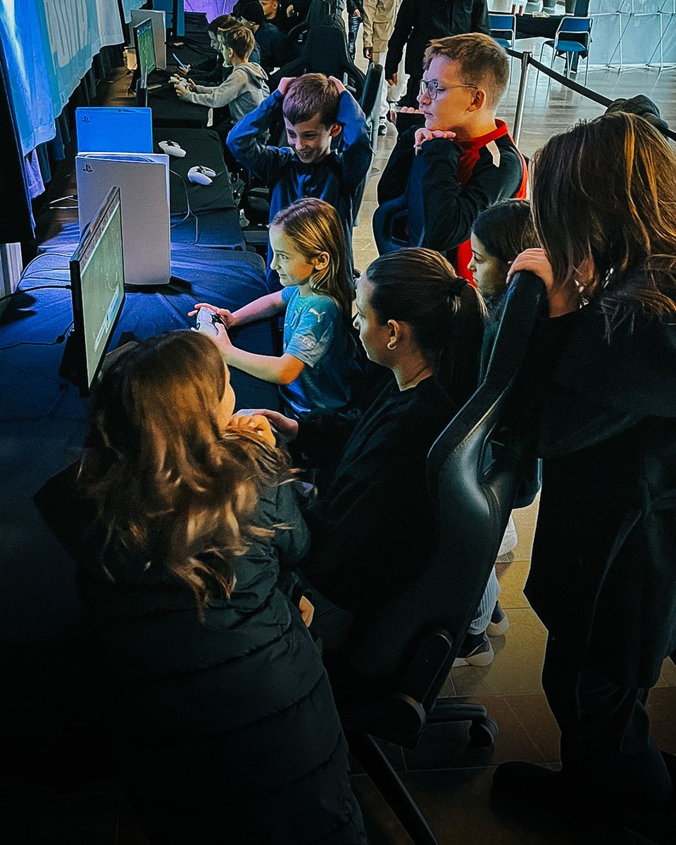 🏆 Grattis Agnes som plockade hem segern i turneringen för tjejer igår. Tack till alla som var med!

Idag kör vi igen. Registreringen öppnar i Baltiska hallen klockan 12:00.