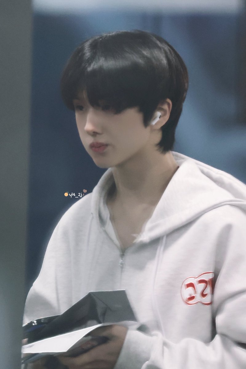 chengzishiwo's tweet photo. 넘 귀여워서,,
#지성 #박지성 #JISUNG https://t.co/f6jtnarTtL
