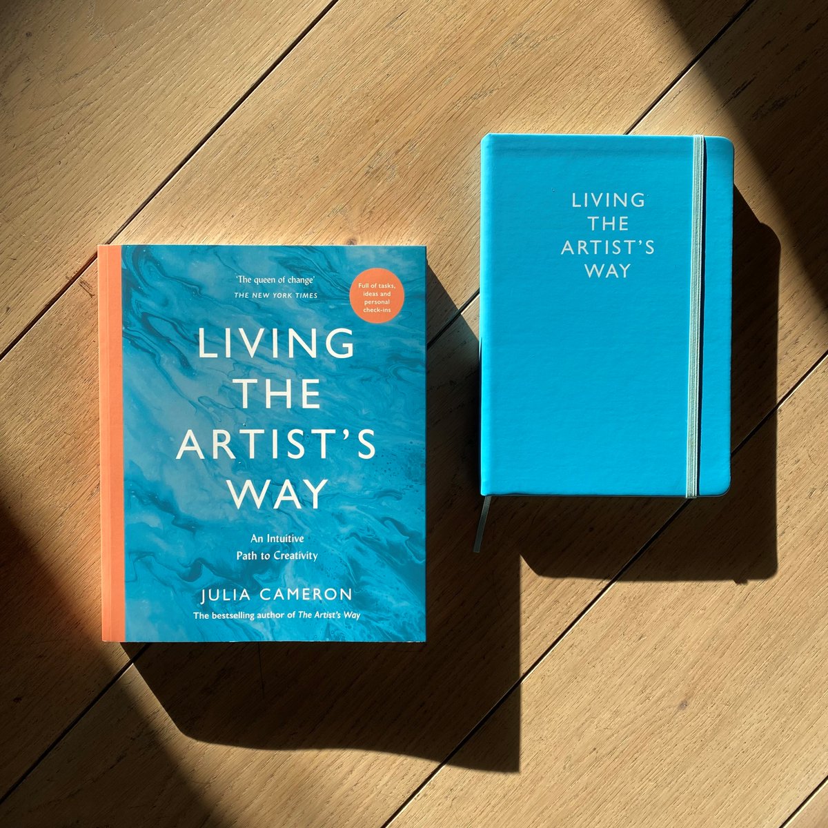 GIVEAWAY ALERT 🚨 We have two notebooks and two copies of Living The Artist's Way by @J_CameronLive from @ProfileBooks All you need to do is to follow us and retweet by 5pm UK time on Thursday 11th January to be in with a chance of winning. #bookgiveaway #writingcommunity