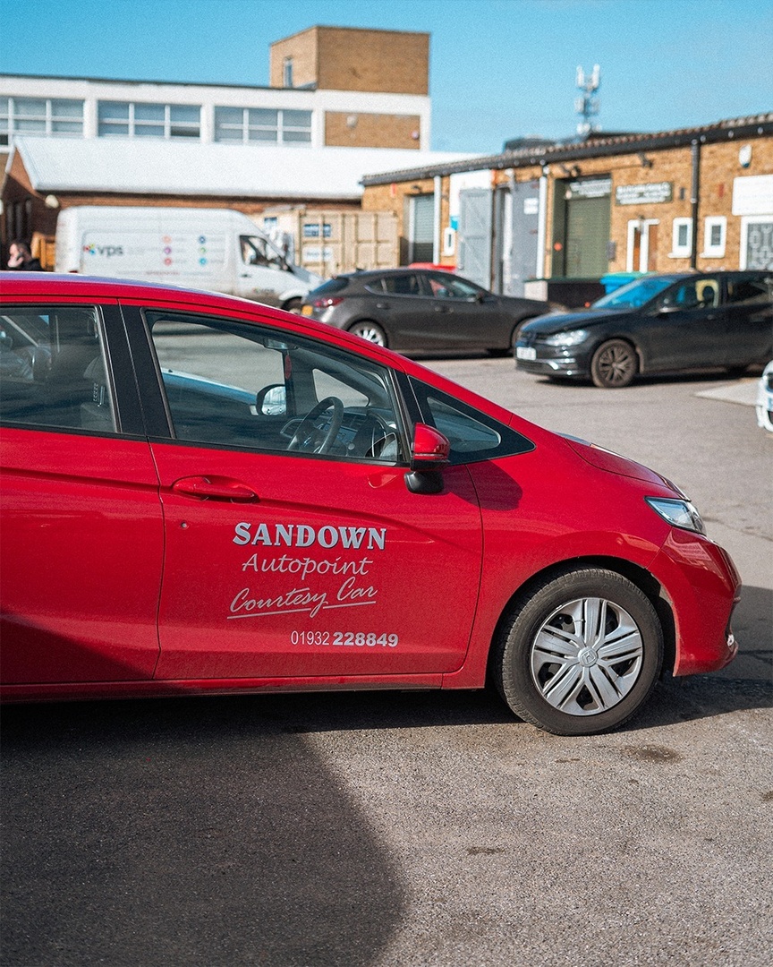 We offer a Courtsey Car service to keep you on the move 🚗

Just ask us when you book your car in for works 🛠

#CourtesyCar #MOTCentre #SurreyGarage