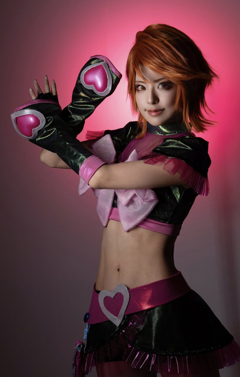 キュアブラック エロ コスプレ】キュアブラックの画像・動画 35件 | Twitter美女コスプレ画像検索