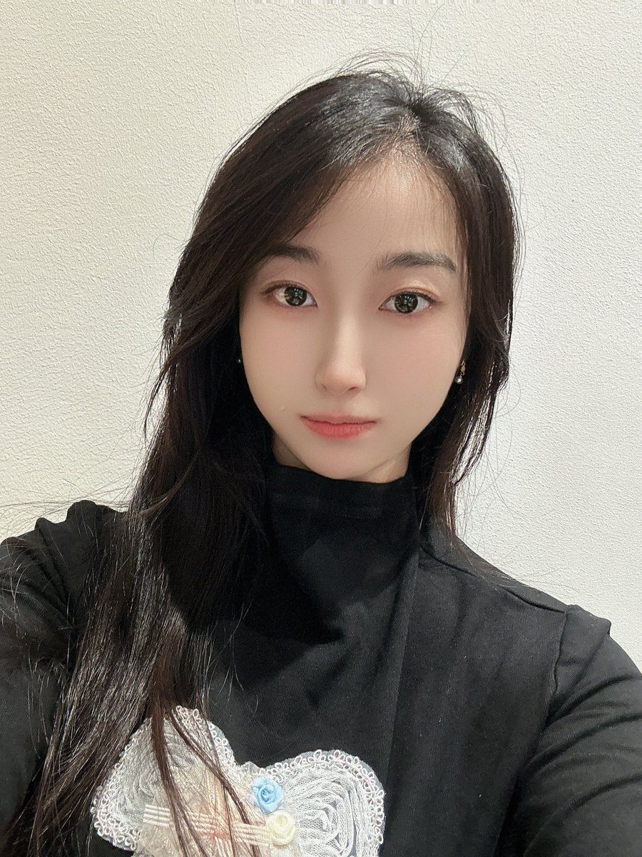ling7000's tweet photo. 健忘症犯了，我到底是谁的宝贝！
#珠海美女 #珠海上课 #珠海资源 https://t.co/5TIzbVyKHm