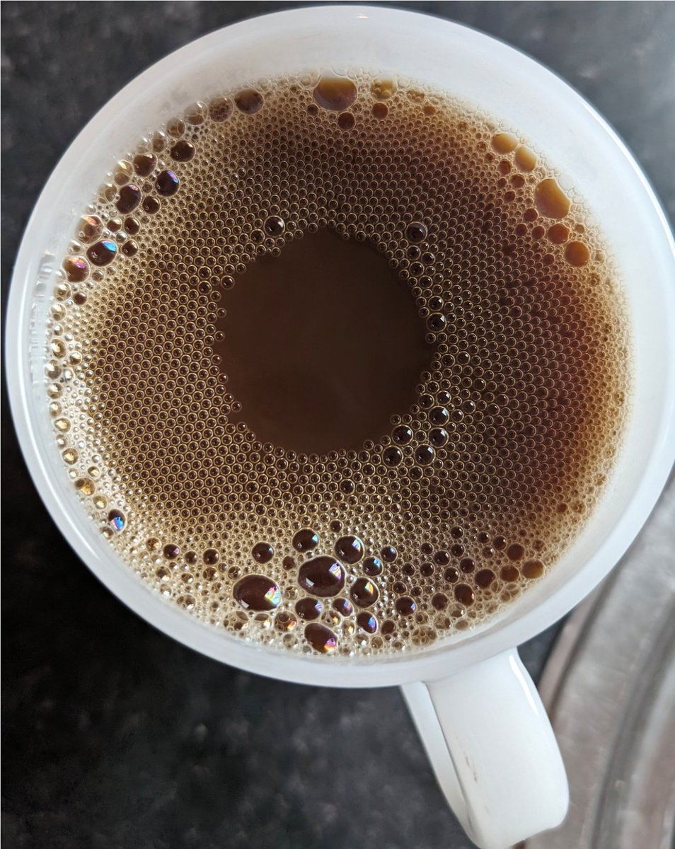 matebate's tweet photo. My coffee bubbles promised me a great day. They're more reliable than the weather forecast.
#БабаВанѓа https://t.co/FyjqcRFSbJ