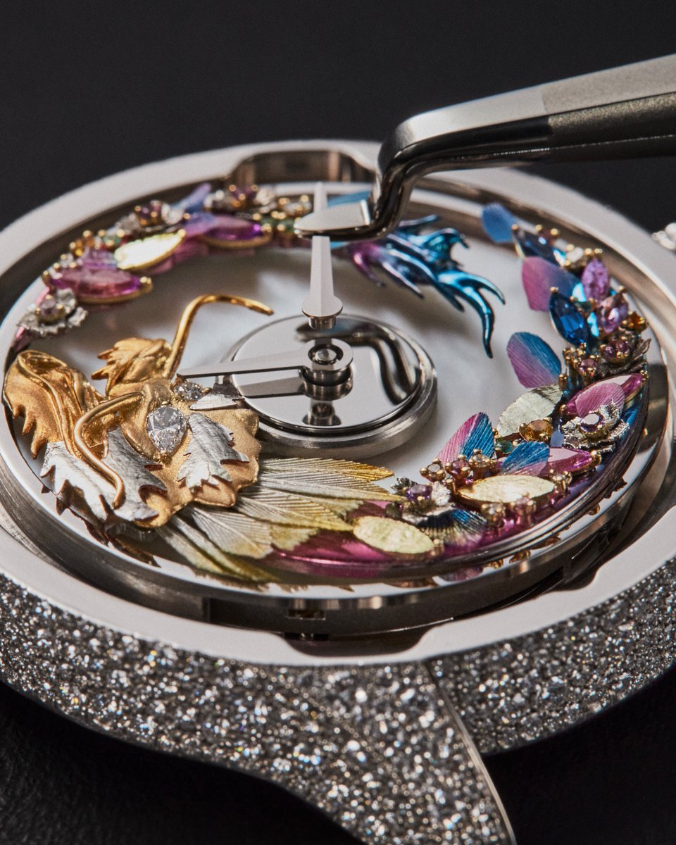 Artistry meets watchmaking prowess.
Discover the 'Dior Grand Bal' Year of the Wood Dragon timepiece, a dazzling new twist on an iconic #DiorHorlogerie design adorned with bewitching dragon features, blending creativity and #DiorSavoirFaire. More on.dior.com/grand-bal-time….