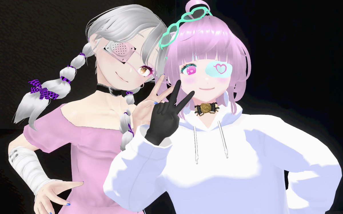 tama_renko's tweet photo. VAuMさんとー📸✨
いつもキラキラでかわいいのです💕
#mxizm #moonsize #月寸 #cluster https://t.co/6FnAeYvchG