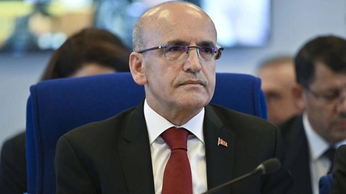 #MehmetŞimşek: “2024'te sıkı para politikasından gevşek bir politikaya doğru geçeceğiz.”