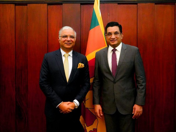 Indian envoy, Sri Lankan Foreign Minister discuss ways to further enhance bilateral cooperation Read @ANI Story | aninews.in/news/world/asi… #India #SriLanka #SantoshJha #AliSabry