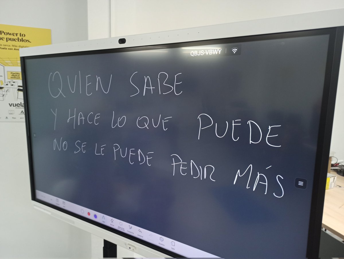 Impartiendo taller de telemedicina y primeros auxilios dentro de nuestra Semana Tecnológica 

#VuelaGuadalinfo #VuelaUbrique #VuelaSalud #rcp #Ubrique