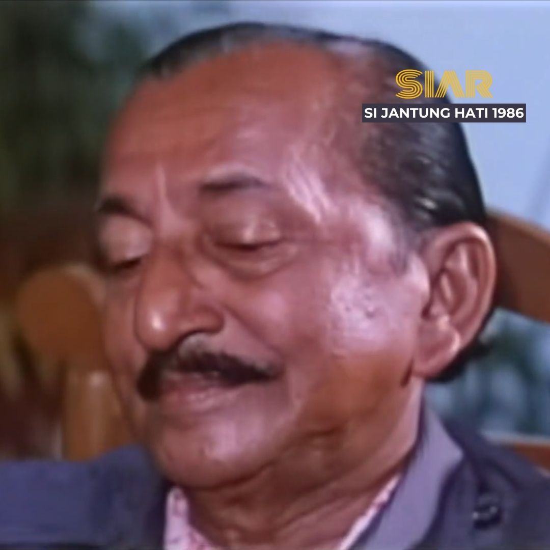 siardotmy's tweet photo. Ibrahim Din sebagai Orang Kaya Mi dalam filem SI JANTUNG HATI (1986) yang diarahkan oleh A.R. Badul. Filem ini boleh dianggap sebagai sambungan tidak rasmi kepada filem Nasib Do Re Mi (1966).
#IbrahimDin
#SiJantungHati https://t.co/99a5806987