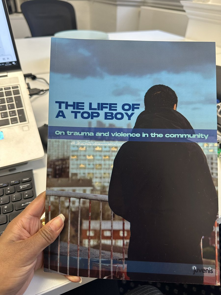 Finally got my hands on a hard copy of the Life of a Top Boy @Juvenis. A must read during a critical year for decision-making, tackling pervasive trauma has got to be at the forefront. Thank you @MistaGoode and @NDodzro 🙏🏾🙏🏾