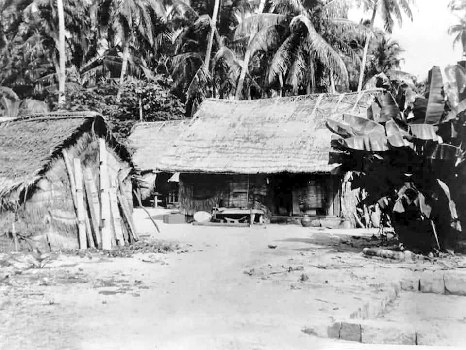 NaajihDidi's tweet photo. #DhivehiArchives
Māle, 123 years ago. These photos are from an expedition to Maldives by the American Scientist Alexander Agassiz in 1901. It was published in the American Journal of Science, Vol. XIII, 1902.

📸 Woodworth https://t.co/q2GuI9bEiJ