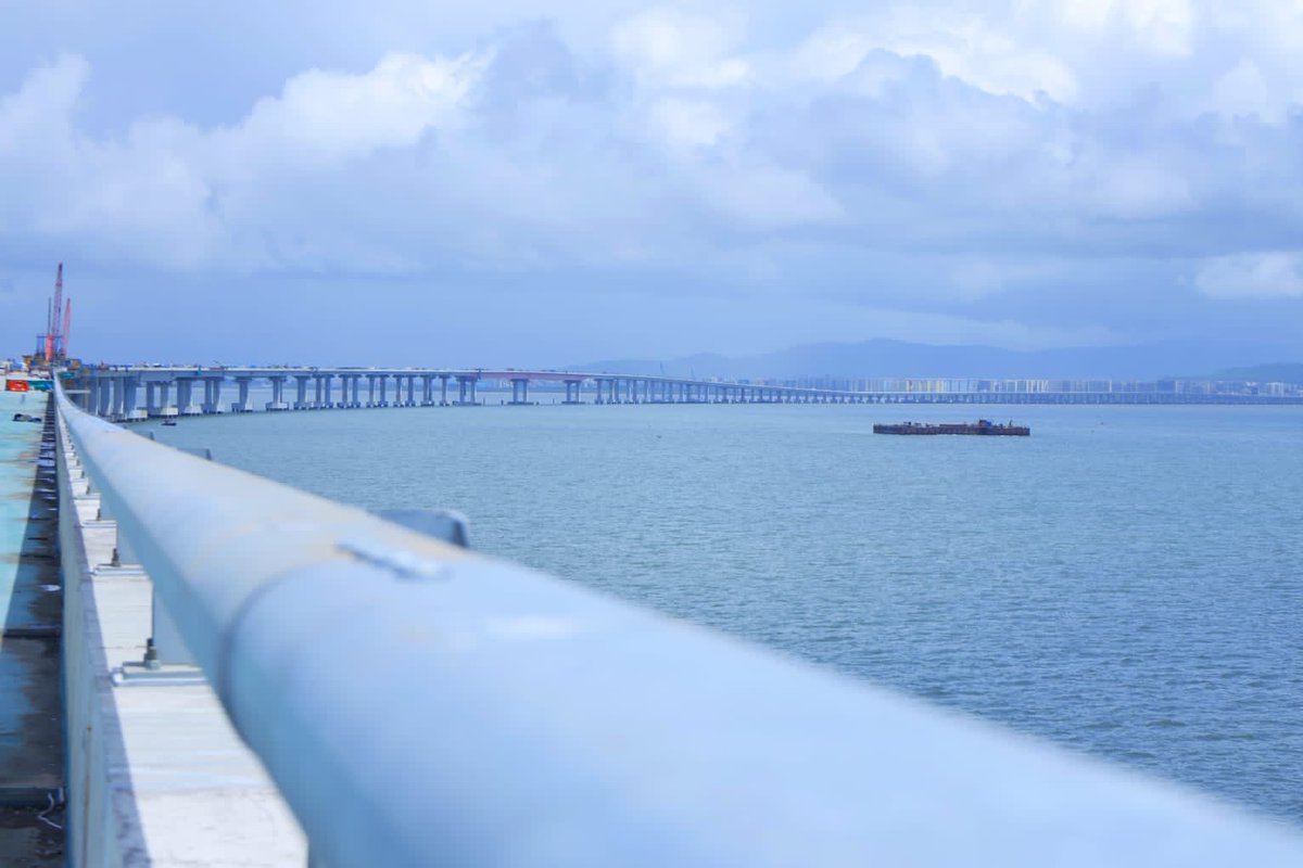 richapintoi's tweet photo. The toll for Mumbai Trans Harbour Link (MTHL), India's longest sea bridge to be ₹250 per car per trip. https://t.co/iOacT4wG44