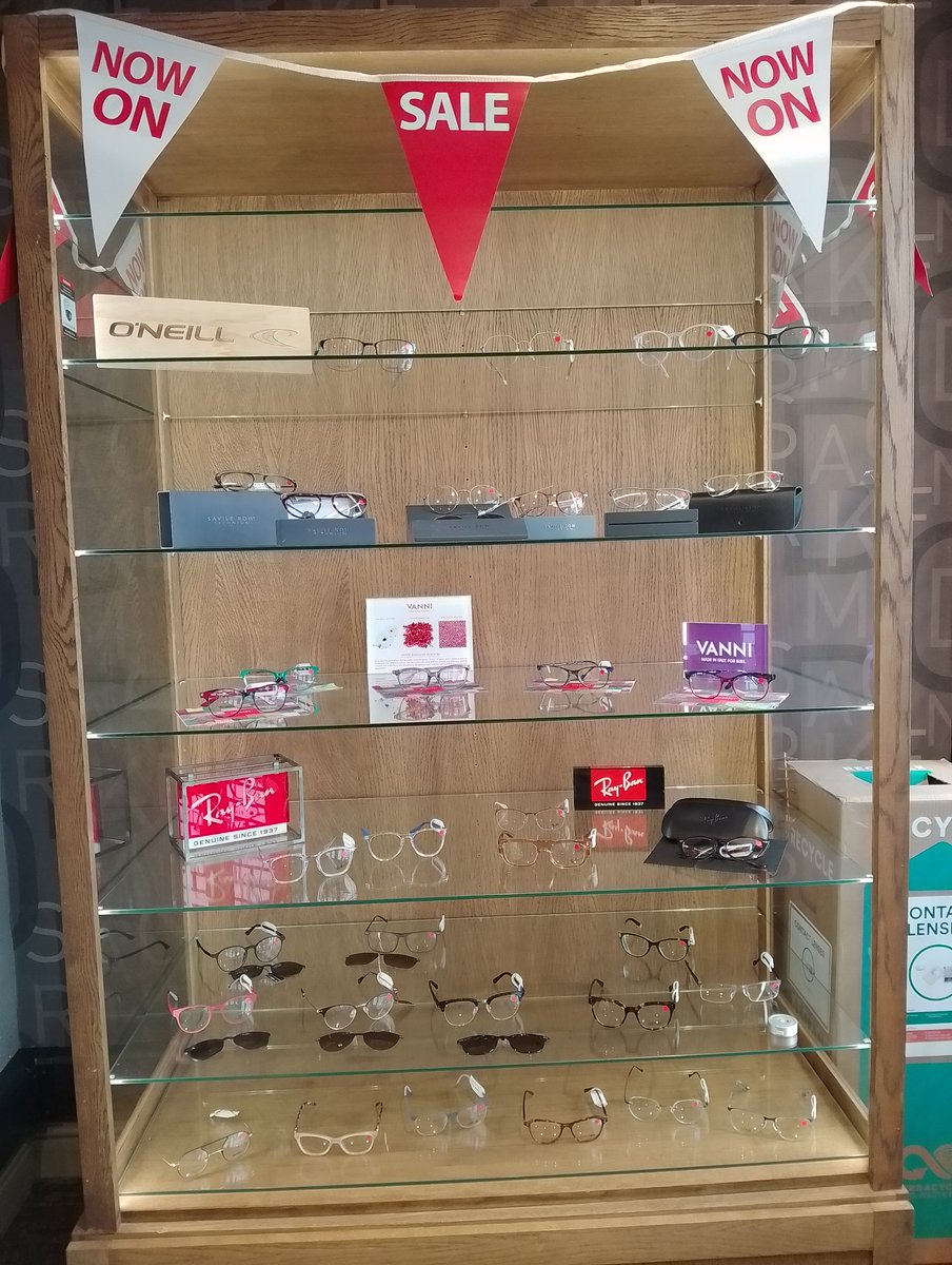 ODOpticians's tweet image. Our January Sale has begun at Osmond Drake Opticians with some frames (including Rayban, Saville Row and Vanni) 50% off! Pop in to see our range today! #OsmondDrake #optometry #Penarth