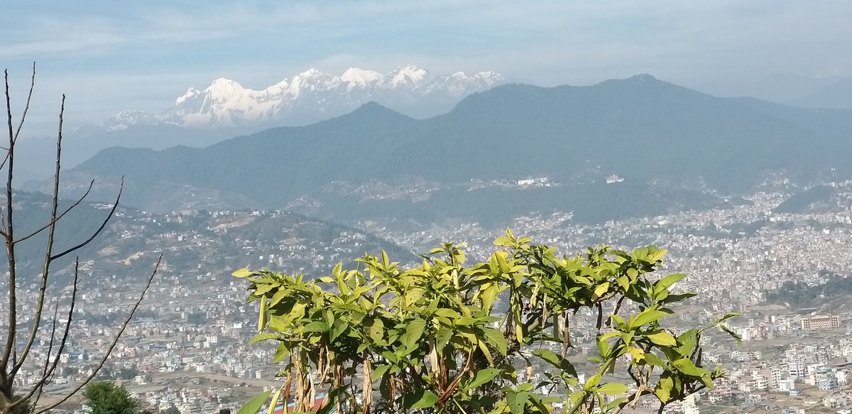 JBSHRESTHA10's tweet photo. धेरै नजिक बाट हेर्नुस्  ktm लाई  !! कतै हराएको मान्छे   भेट्न सकिन्छ कि !! https://t.co/ayZ3LCchmL