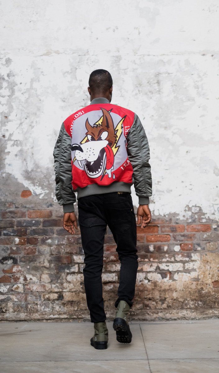 alphaind_sa's tweet photo. Upgrade your wardrobe with the Alpha Industries SALE!🚀 Find your signature look for less with our up to 50% off offer! Offer valid online and in-store while stock lasts. 

#AlphaIndustries
#AlphaIndustriesSALE https://t.co/NMI8rM47HS