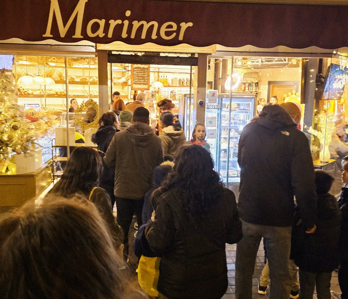 PASTELERIA MARIMER tweet media