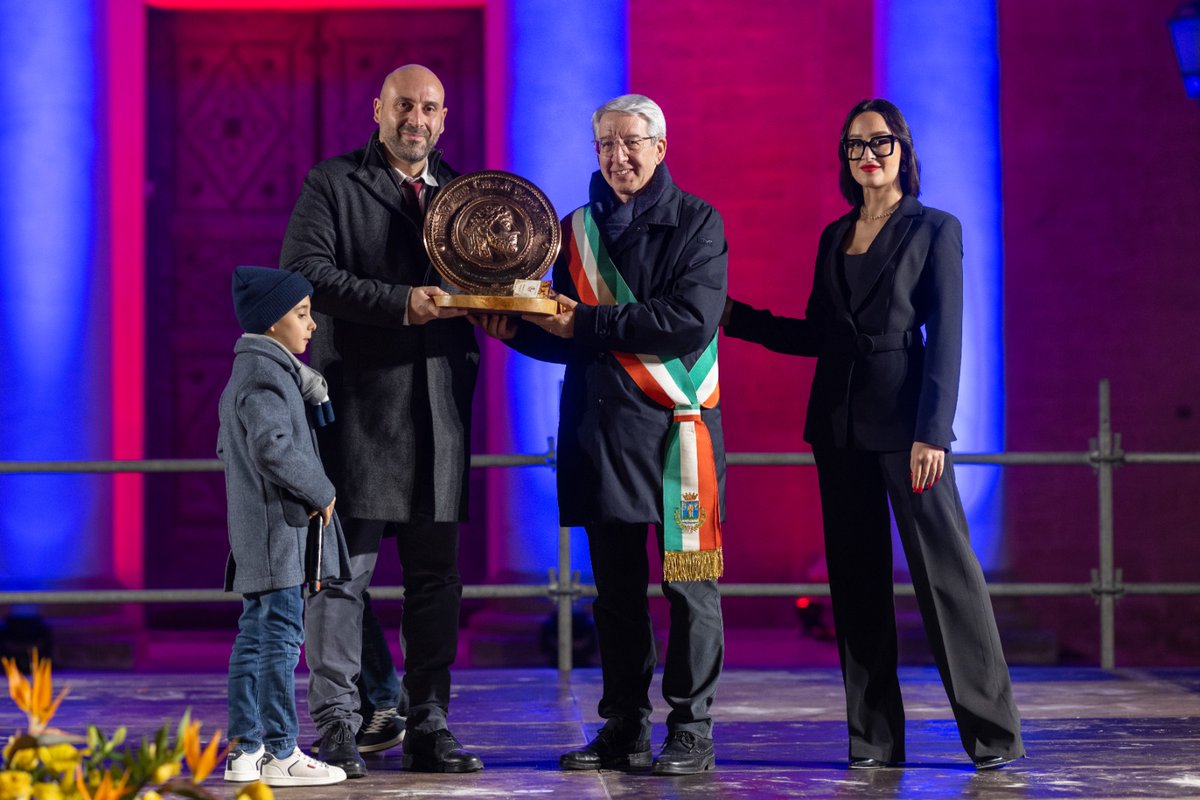 Consorzio_CETMA's tweet photo. #PremioZeus | Premio Internazionale di Archeologia
🏺#CETMA premiato per le “Attività innovative: #RealtàAumentata, ricostruzioni #3D, #gaming, sistemi olografici e guide interattive per la valorizzazione, fruizione e divulgazione dei contenuti culturali”🦾
#beniculturali https://t.co/ezcWk17Wmf