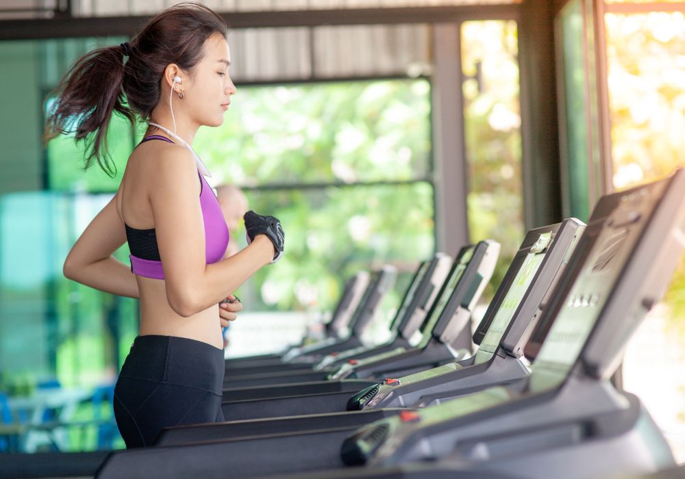 Health &amp; wellbeing is often one of the biggest choices of New Years Resolutions! So, even if you travel for work, this can still be maintained.

We have put together a great blog covering this for all of our locations -
buff.ly/3S4ETOd

#healthandwellbeing #thamesvalley