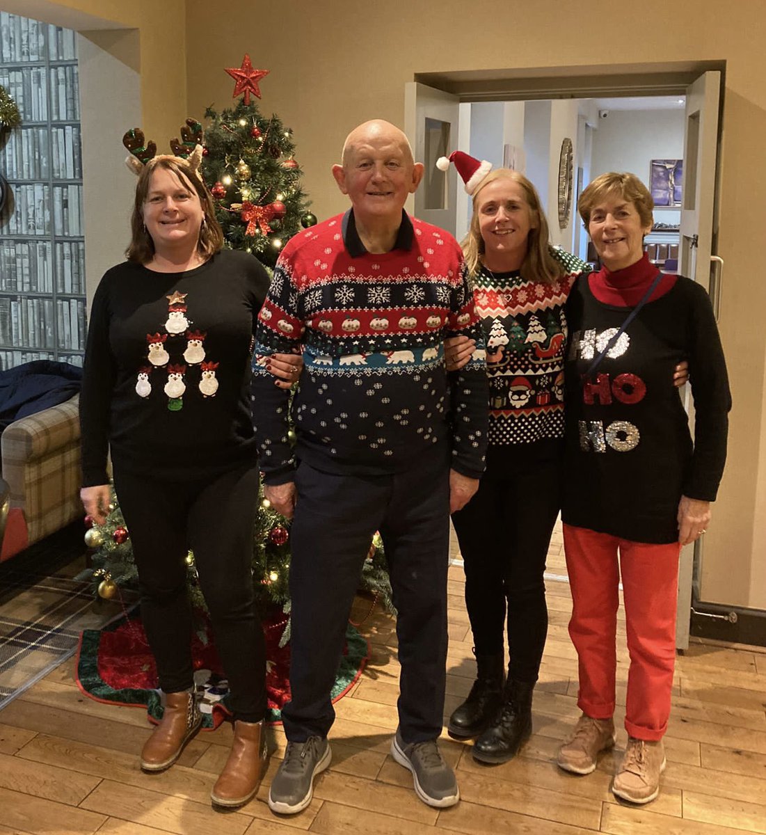 Dr Ceri Phelps tweet media