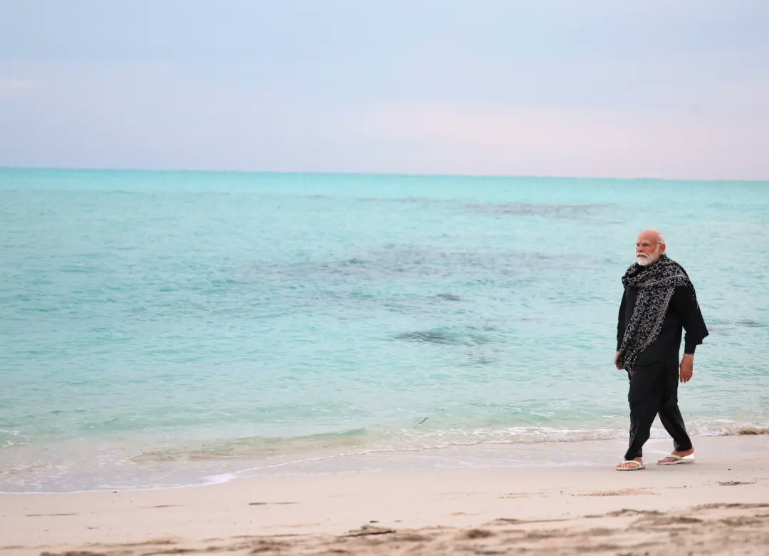 onlineharshit's tweet image. Discover the mesmerizing allure of Lakshadweep! 

During PM @narendramodi&apos;s recent visit, he showcased the pristine beauty and vibrant marine life of the islands. He highlighted the immense it&apos;s tourism potential. 

#PMModiInLakshadweep